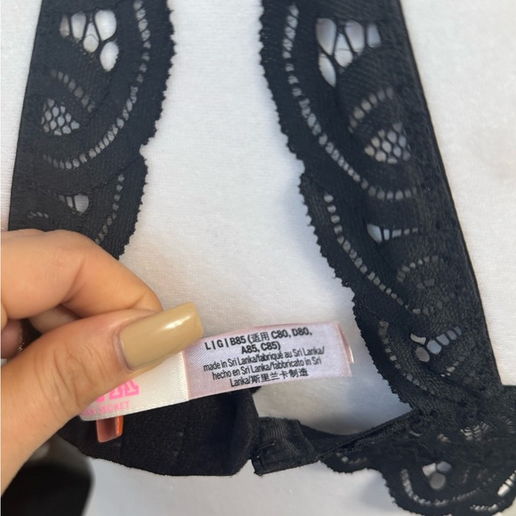 PINK Victoria's Secret Black Lace Crop Top - Picture 4 of 5